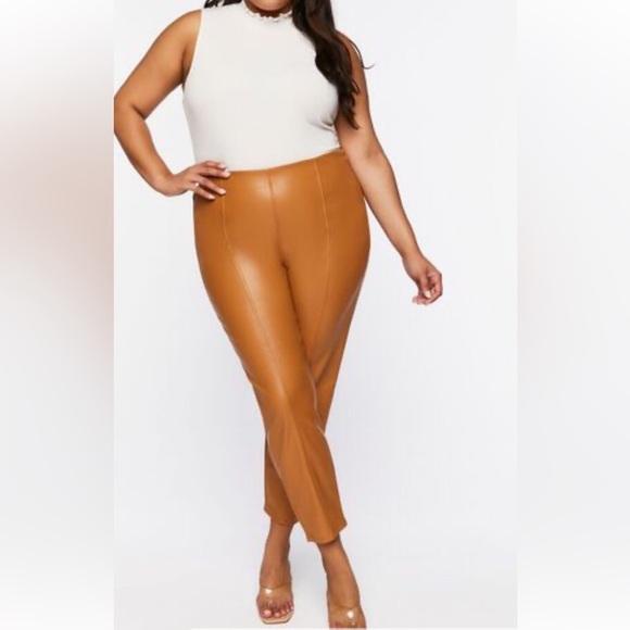 PLUS SIZE Faux Leather Ankle Pants Size 1X - Picture 1 of 8